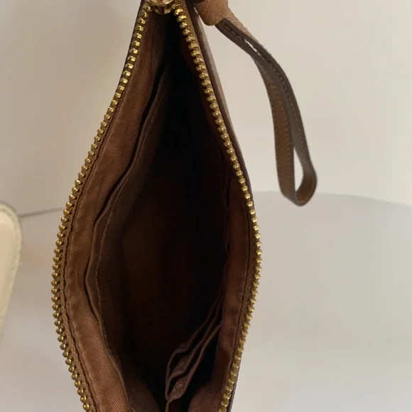 Coach tan pebble coated canvas wristlet - Picture 3 of 3